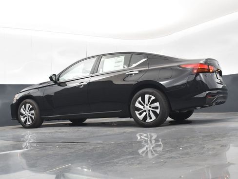 Used 2025 Nissan Altima 2.5 S image 38