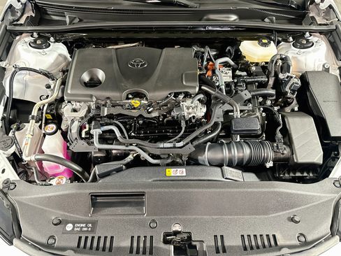 Used 2025 Toyota Camry LE FWD image 33