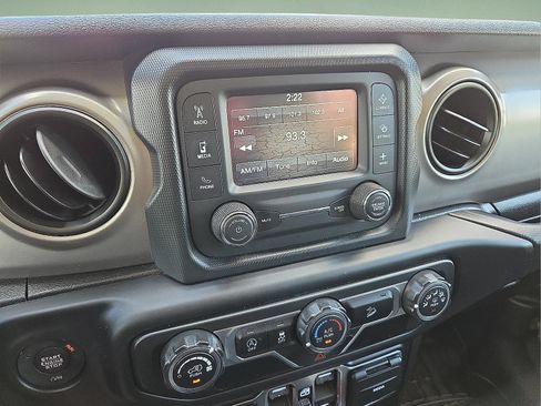 Used 2019 Jeep Wrangler Unlimited Sport S AWD/4WD image 7