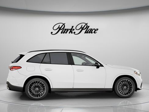 Used 2026 Mercedes-Benz GLC 300 image 27