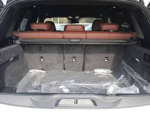 New 2026 BMW X5 xDrive50e w/ M Sport Package AWD/4WD image 7