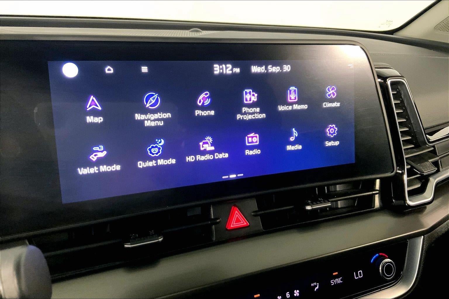Used 2025 Kia Sportage EX FWD image 6