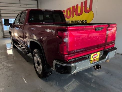 Used 2021 Chevrolet Silverado 2500 LTZ w/ LTZ Premium Package image 4