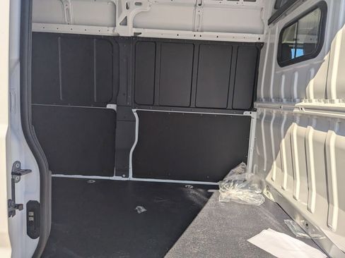 New 2026 RAM ProMaster 2500 w/ Convenience Group FWD image 9