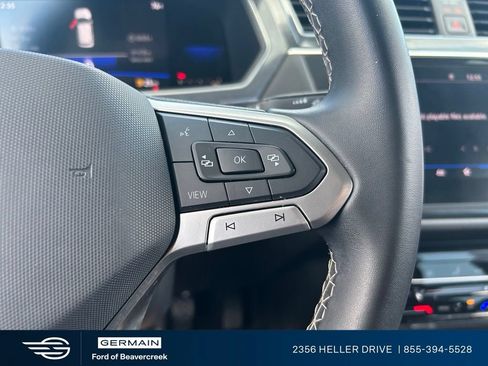 Used 2022 Volkswagen Tiguan SE FWD image 24