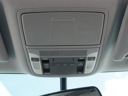 Used 2018 Acura RDX FWD image 28