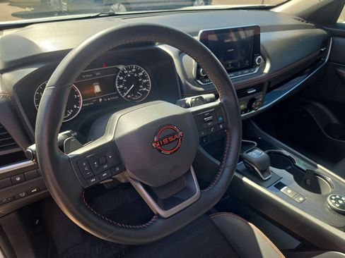 Used 2025 Nissan Rogue SV w/ Rock Creek Premium Package AWD/4WD image 10