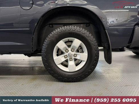 Used 2018 RAM 1500 Express AWD/4WD image 12