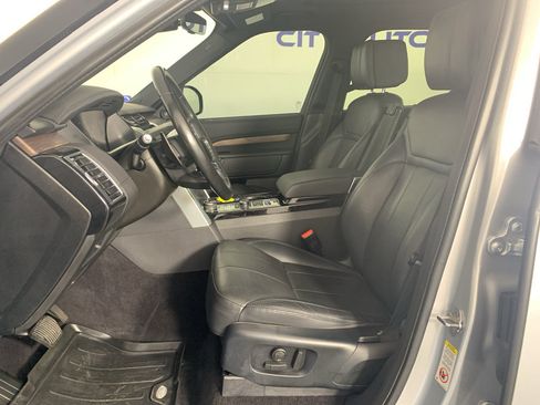 Used 2019 Land Rover Discovery HSE AWD/4WD image 15