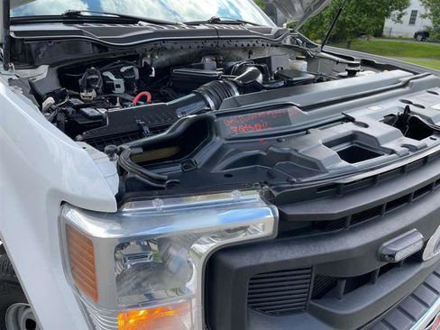 Used 2022 Ford F250 XL w/ Power Equipment Group AWD/4WD image 45