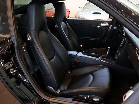 Used 2005 Porsche 911 Carrera S RWD image 18