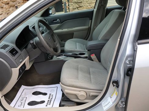 Used 2012 Ford Fusion S FWD image 14