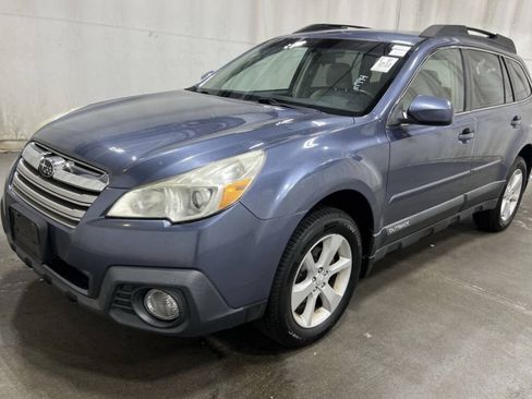 Used 2013 Subaru Outback 2.5i Premium w/ All-Weather Pkg AWD/4WD image 2