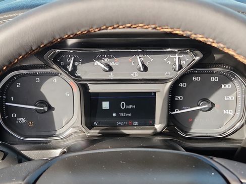 Used 2022 GMC Sierra 2500 AT4 w/ AT4 Preferred Package image 18