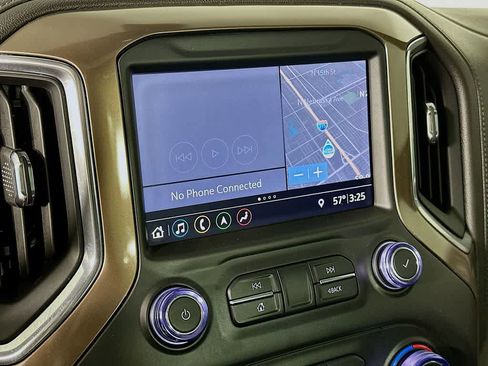 Used 2019 Chevrolet Silverado 1500 High Country w/ Technology Package image 17