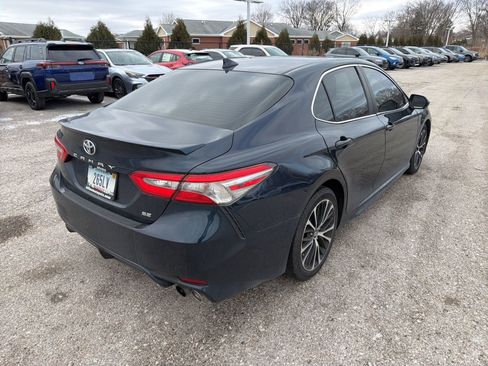 Used 2018 Toyota Camry SE w/ Audio Package image 9