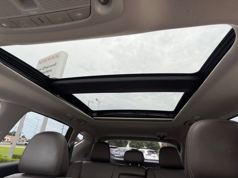Used 2016 Nissan Murano SL w/ SL Technology Package FWD image 24