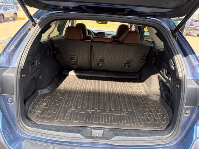 Used 2021 Subaru Outback Touring w/ Popular Package #2 AWD/4WD image 20