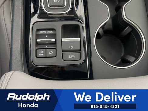 New 2025 Honda Pilot Touring image 36