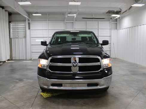 Used 2024 RAM 1500 Classic SLT image 3