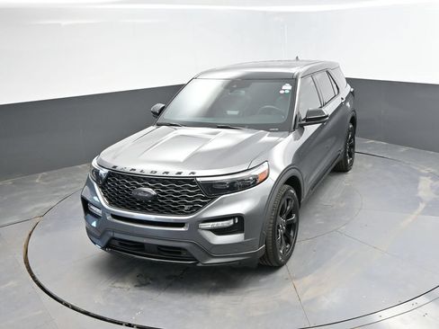 Used 2021 Ford Explorer ST w/ Equipment Group 401A AWD/4WD image 31