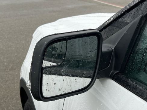 Used 2017 Ford Explorer XLT w/ Equipment Group 201A image 20