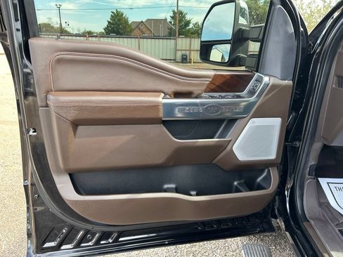 Used 2025 Ford F250 King Ranch w/ Chrome Package AWD/4WD image 12