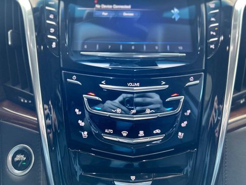 Used 2017 Cadillac Escalade Luxury AWD/4WD image 79
