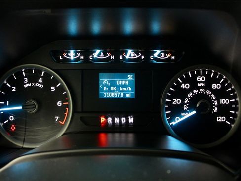 Used 2020 Ford F150 XLT image 25