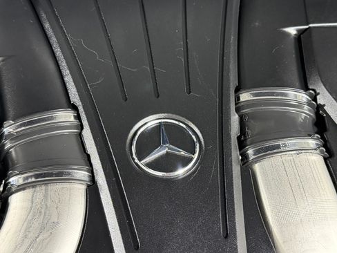 Used 2018 Mercedes-Benz GLS 550 4MATIC image 18