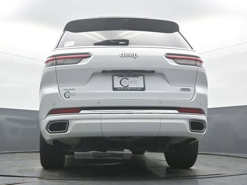 Used 2024 Jeep Grand Cherokee L Overland w/ Advanced Protech Group III AWD/4WD image 50
