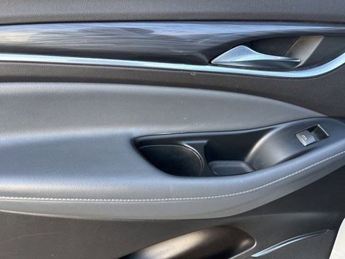 Used 2024 Buick Enclave Premium FWD image 31