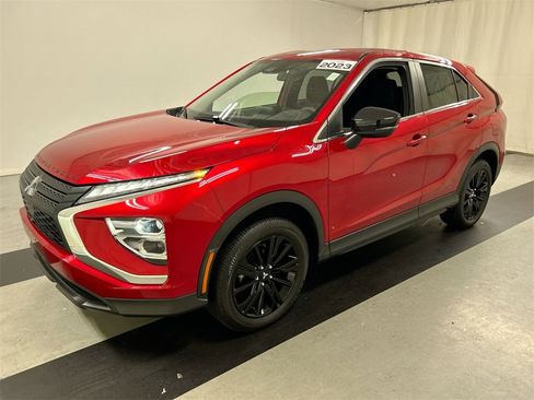 Used 2023 Mitsubishi Eclipse Cross LE image 5