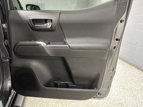 Certified 2023 Toyota Tacoma TRD Sport image 21