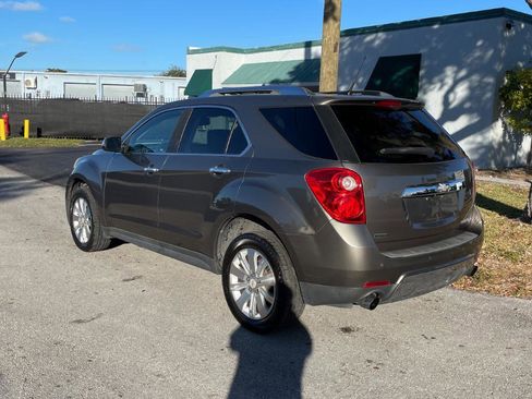 Used 2011 Chevrolet Equinox LT w/ Chrome Appearance Package image 12