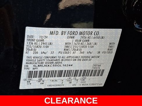 Used 2025 Lincoln Aviator AWD image 26