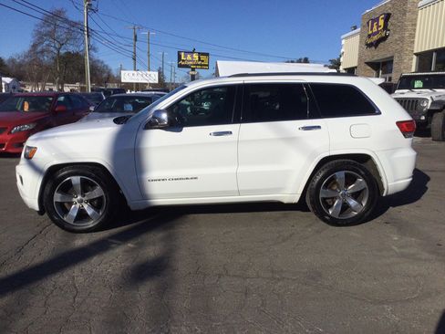 Used 2015 Jeep Grand Cherokee Overland image 3