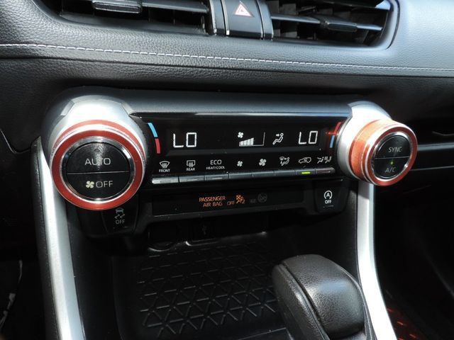 Used 2021 Toyota RAV4 XLE FWD image 24