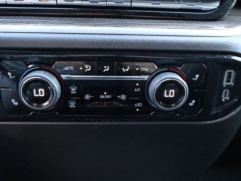 Used 2024 Chevrolet Silverado 1500 LT image 22