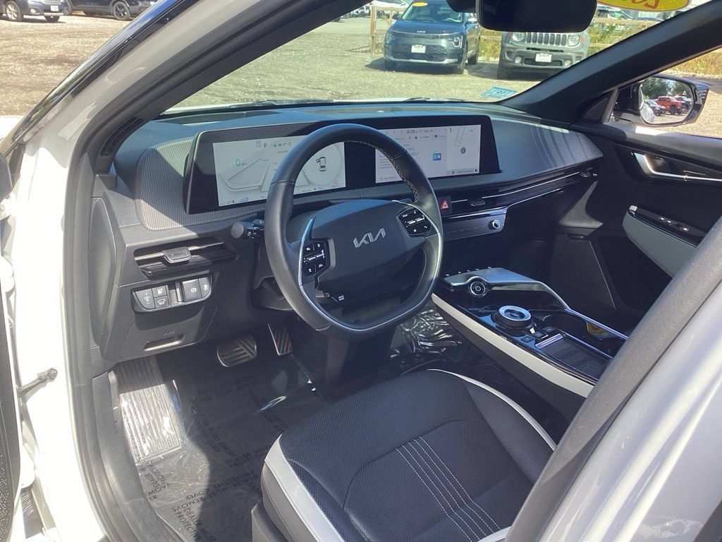 Used 2023 Kia EV6 GT-Line AWD/4WD image 12