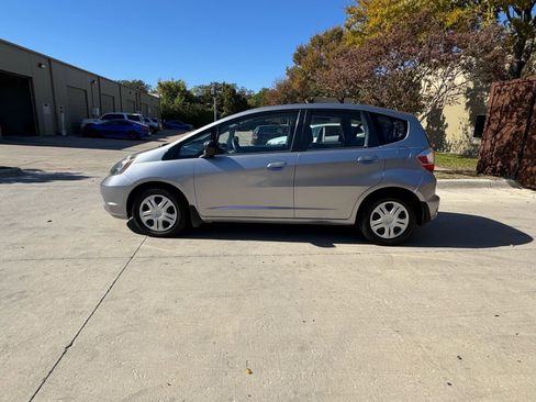Used 2009 Honda Fit image 4