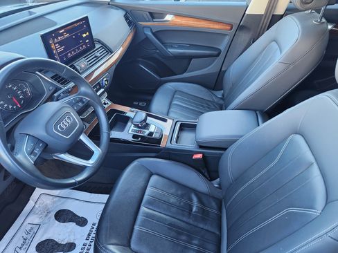 Used 2022 Audi Q5 2.0T Premium w/ Convenience Package image 19