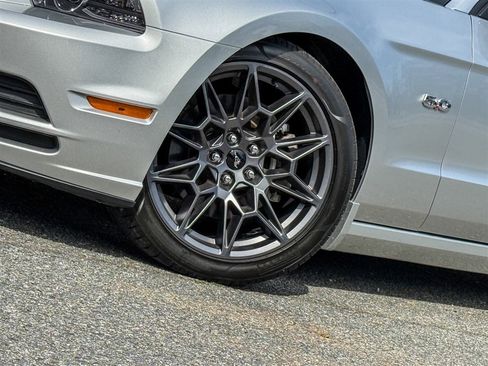 Used 2014 Ford Mustang GT w/ Equipment Group 301A image 6