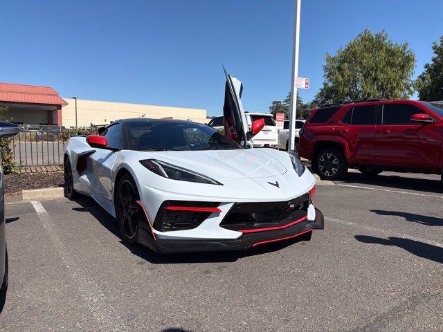 Used 2024 Chevrolet Corvette Stingray Preferred Cpe w/ Z51 Performance Package RWD image 1