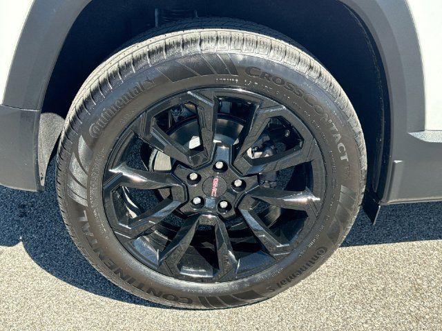 Used 2026 GMC Terrain Elevation w/ Elevation Premium Package FWD image 34