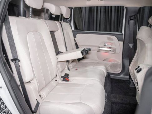 New 2026 Mercedes-Benz GLB 250 image 12