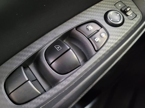 Used 2021 Nissan Sentra S FWD image 27