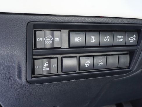 Used 2024 Toyota Tundra Capstone image 19