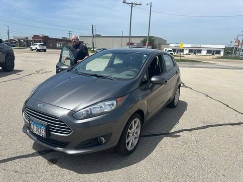 Used 2019 Ford Fiesta SE w/ Equipment Group 201A FWD image 1