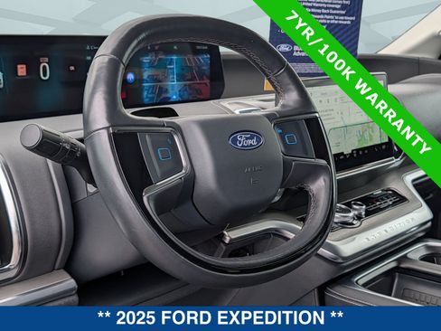 Certified 2025 Ford Expedition Platinum AWD/4WD image 26
